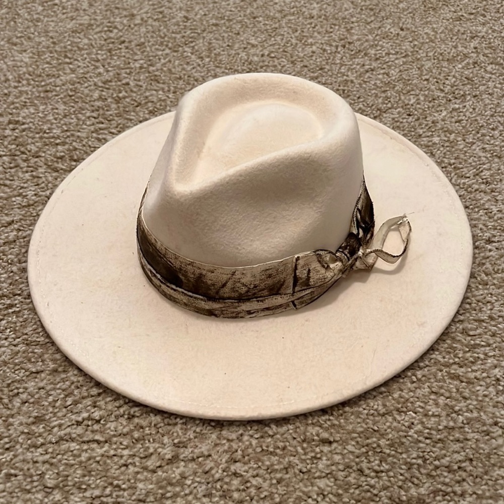 Peter Grimm True Character White Rancher hat